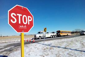 Driver killed in collision with Manhattan school bus in southeastern Will County