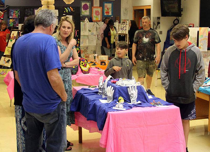 Morris District 54 art students show off their work Shaw Local