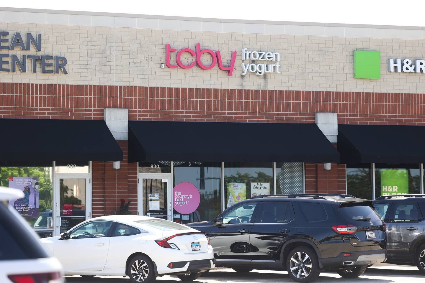 Jana Brodeur, long time employee at TCBY frozen yogurt, took over as the new owner of the Shorewood location on June 1, 2024.