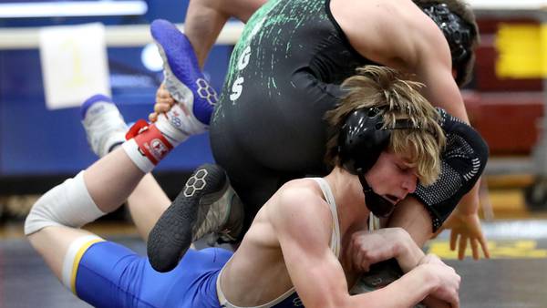 Photos: Richmond-Burton's Tom DuBois Invite wrestling 