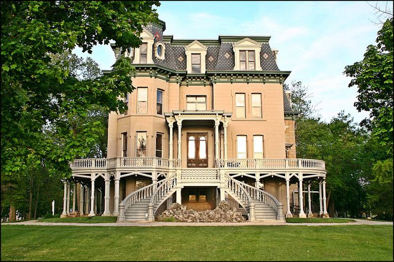 Hegeler-Carus Mansion in La Salle