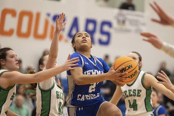 Wethersfield pulls away from Newman, advances to Elite 8