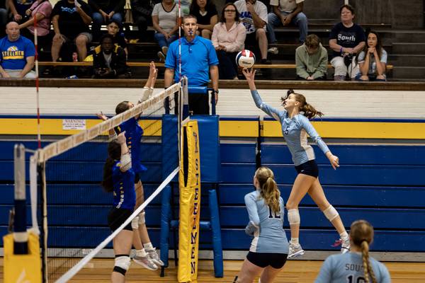 Plainfield South moves back to .500 with straight-sets win over Joliet Central
