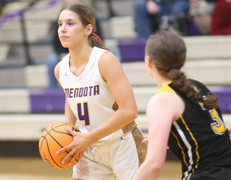 Mendota's Jocelynn Figuerroa looks to pass the ball around Putnam County's Sofia Borri on Tuesday, Feb. 10, 2026 at Mendota High School.
