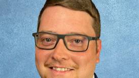 Doctor with Dixon ties sets up family practice at Hammond-Henry’s Colona Clinic