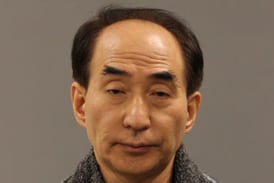 Acupuncturist pleads guilty to fondling patient in Crystal Lake, gets community service