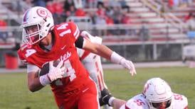 Photos:  Ottawa takes on rival Streator in Week 2 football showdown