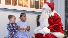 Photos: Visits with Santa in Geneva