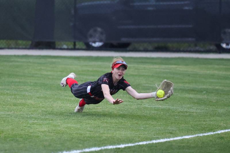 Bradley-Bourbonnais’ Bristol Schriefer makes a diving catch in right field for the third out during the Boilermakers' 8-0 victory over Normal Community in the IHSA Class 4A Bradley-Bourbonnais Regional semifinal on Tuesday, May, 27, 2025.